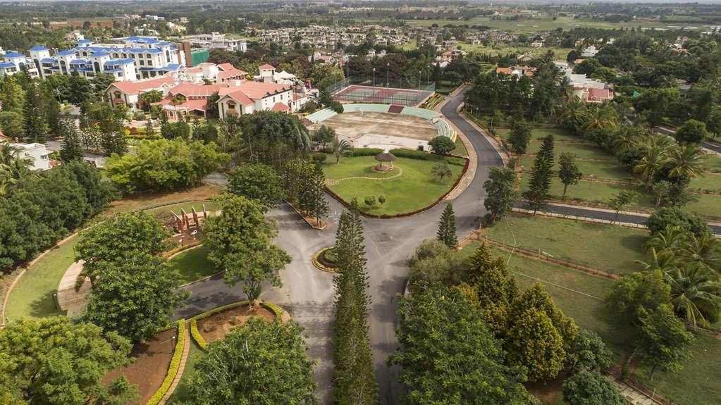Clarks Exotica Convention Resort & Spa Devanahalli Exterior photo