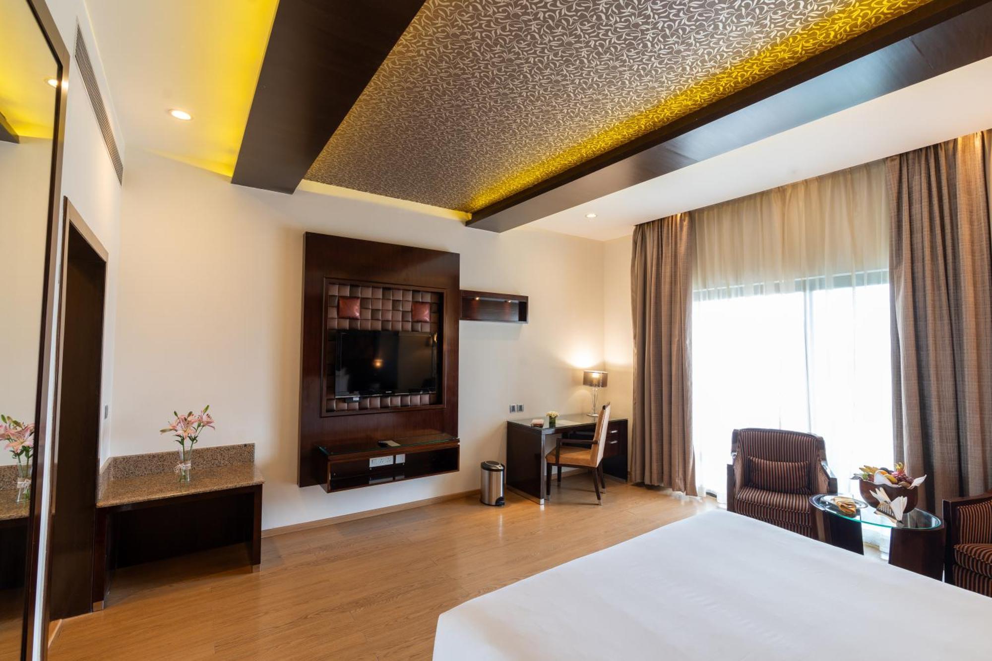 Clarks Exotica Convention Resort & Spa Devanahalli Exterior photo